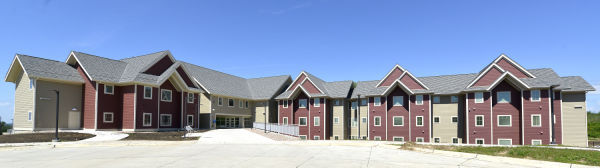 Western Iowa Tech opens new, state-of-the-art dorms ...