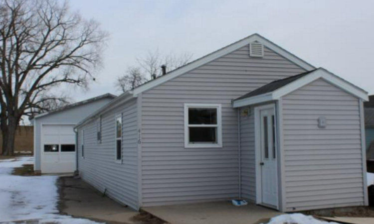 416 2nd Ave, South Sioux City - $52,000