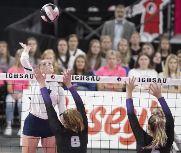 Sioux Center drops state volleyball championship match in three sets