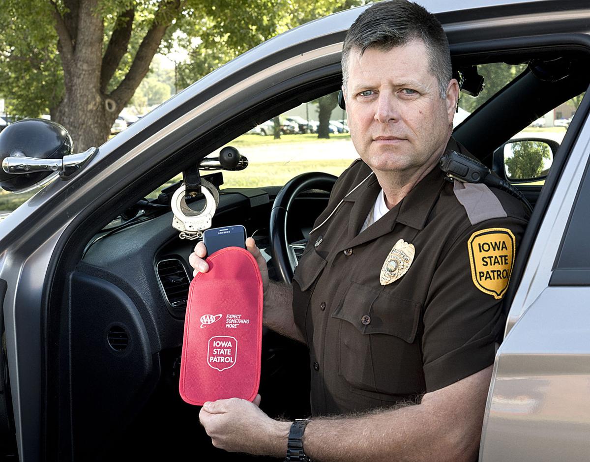 Texting While Driving >> Sleeve It One Way To Deal With Phone As Iowa Texting While Driving Texting While Driving >> Sleeve It One Way To Deal With Phone As Iowa Texting While Driving