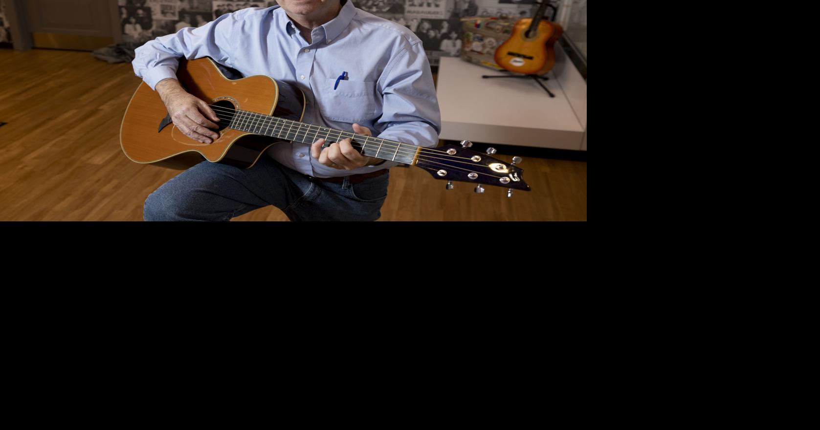 Siouxland's Dave Rowley goes from singer to state senator