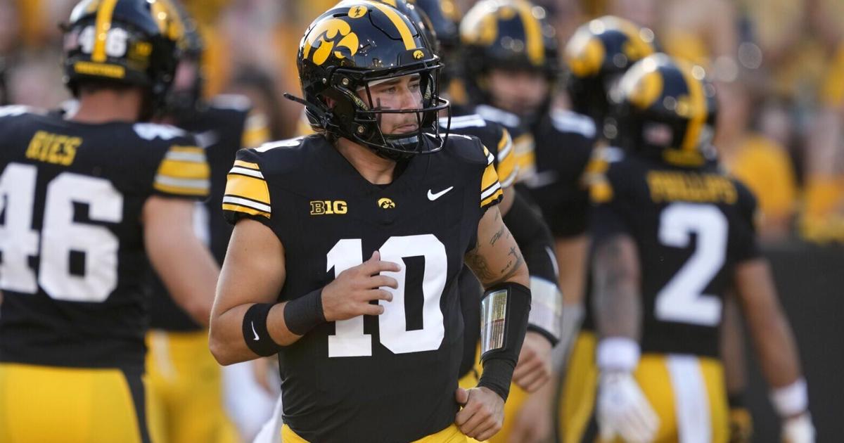 The latest on Iowa’s quarterback competition: What impresses Iowa DB about Jeremy Hecklinkski