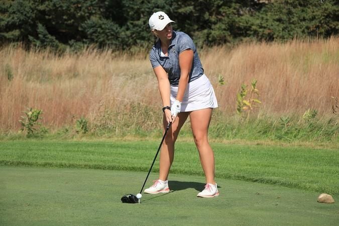 Johnson sets new 54-hole scoring record to lead Wildcats at Central Region Preview