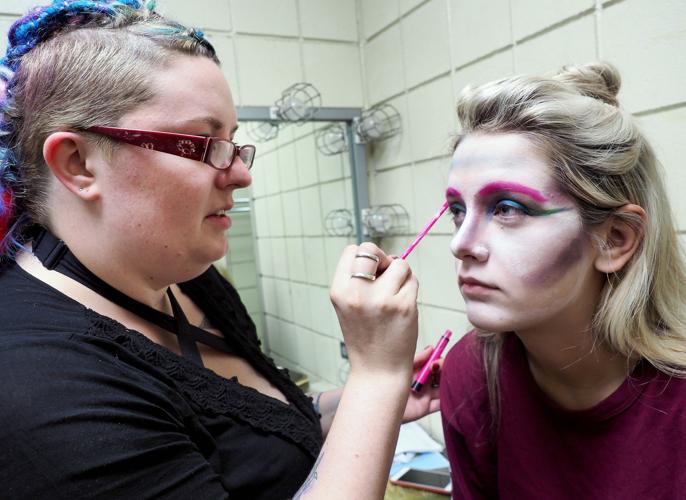 Make It Up Monday - 4 Ghoulish DIY Tricks for Halloween Makeup