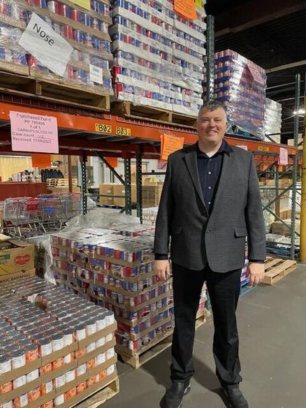 5 Questions with Food Bank Director Jacob Wanderscheid - Vimarsana News