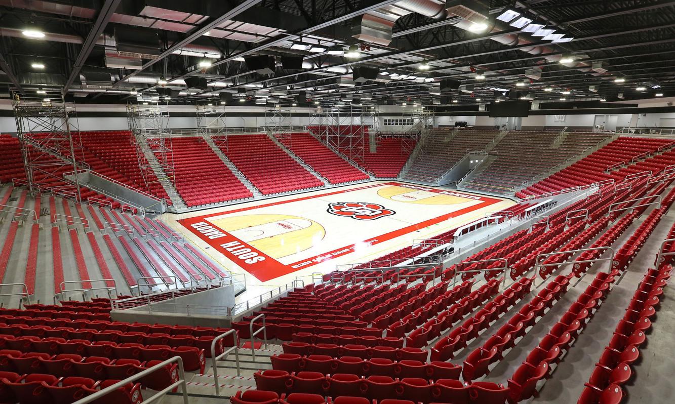 USD students to celebrate new year, new athletic complex