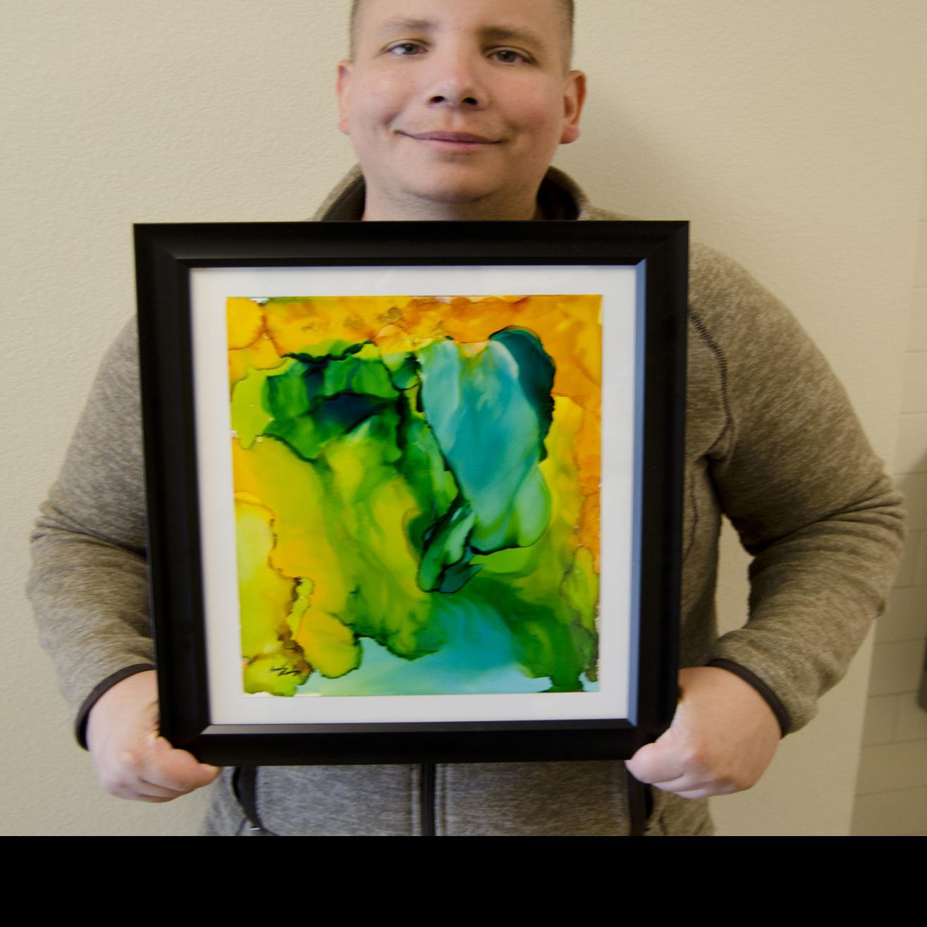 Sioux City Cancer Survivor Uses Alcohol Ink Acrylics To Make