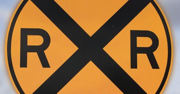 Man injured in pickup/train collision near Le Mars