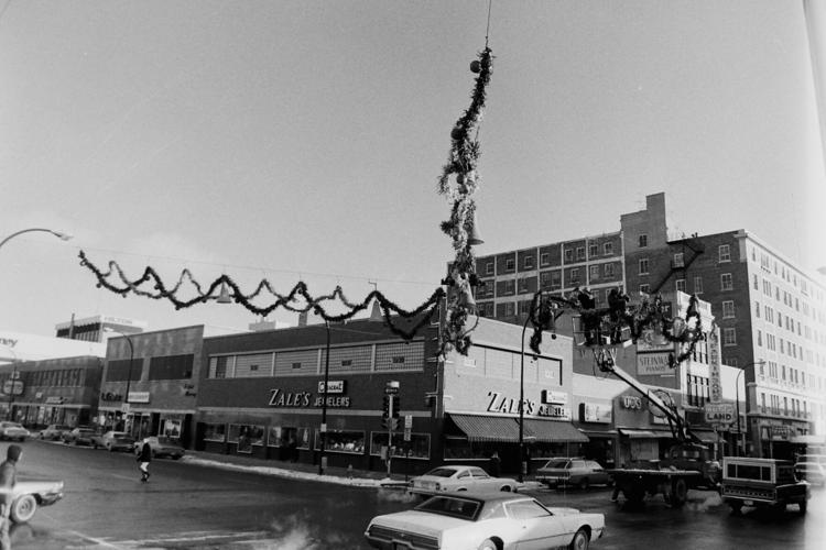 From the archives 1975 Christmas cheer comes early to downtown Sioux