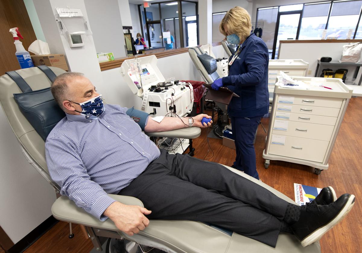 ExCOVID19 patient takes helm at Dunes surgical hospital, donates