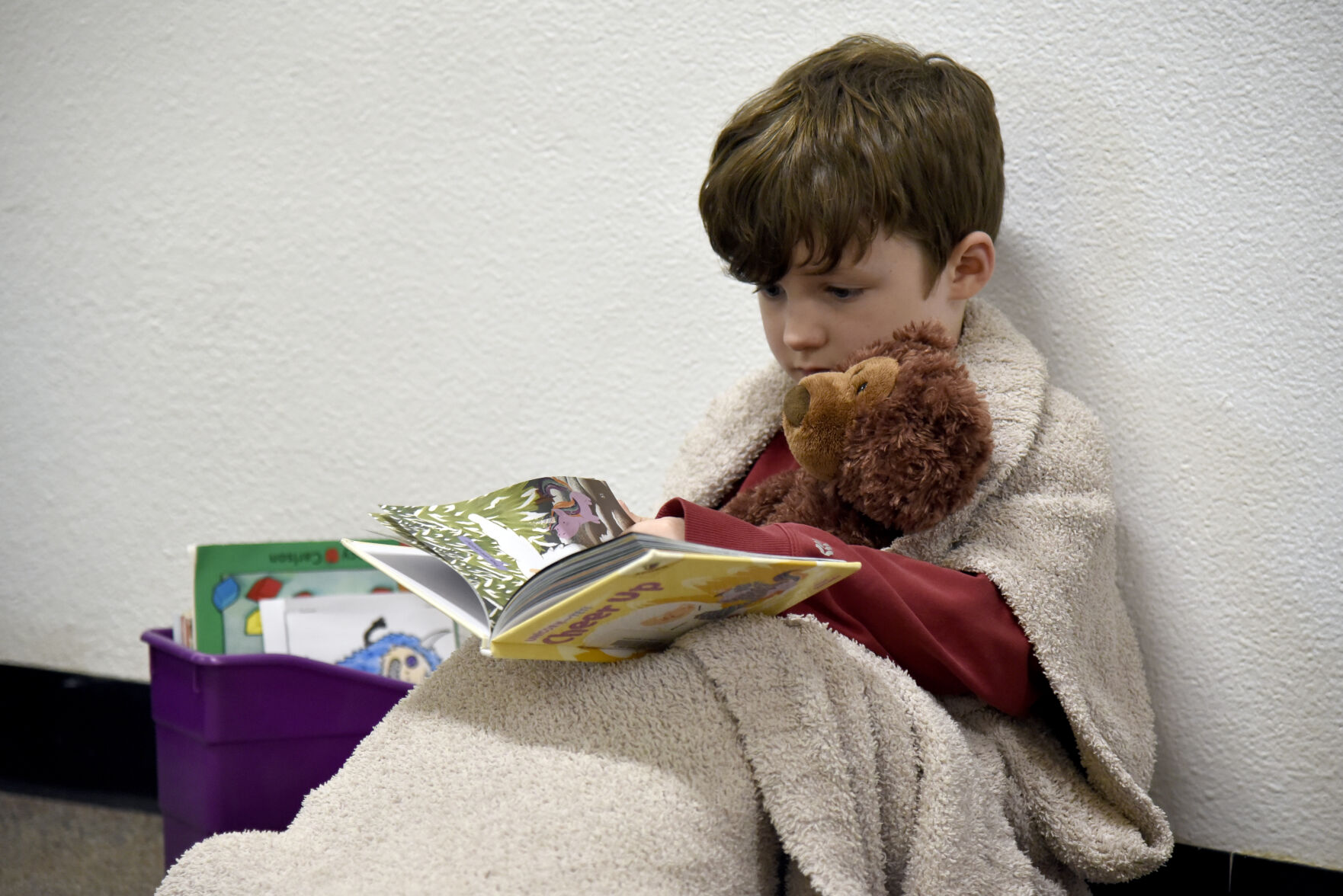 PHOTOS: Riverside Elementary students 'drop everything and read'