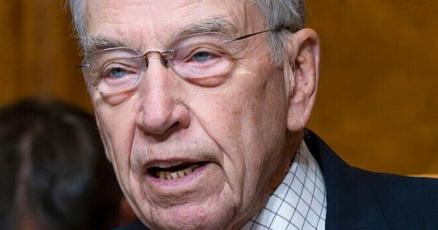 Grassley after Feinsteins death now oldest sitting US senator Grassley after Feinsteins death now oldest sitting US senator