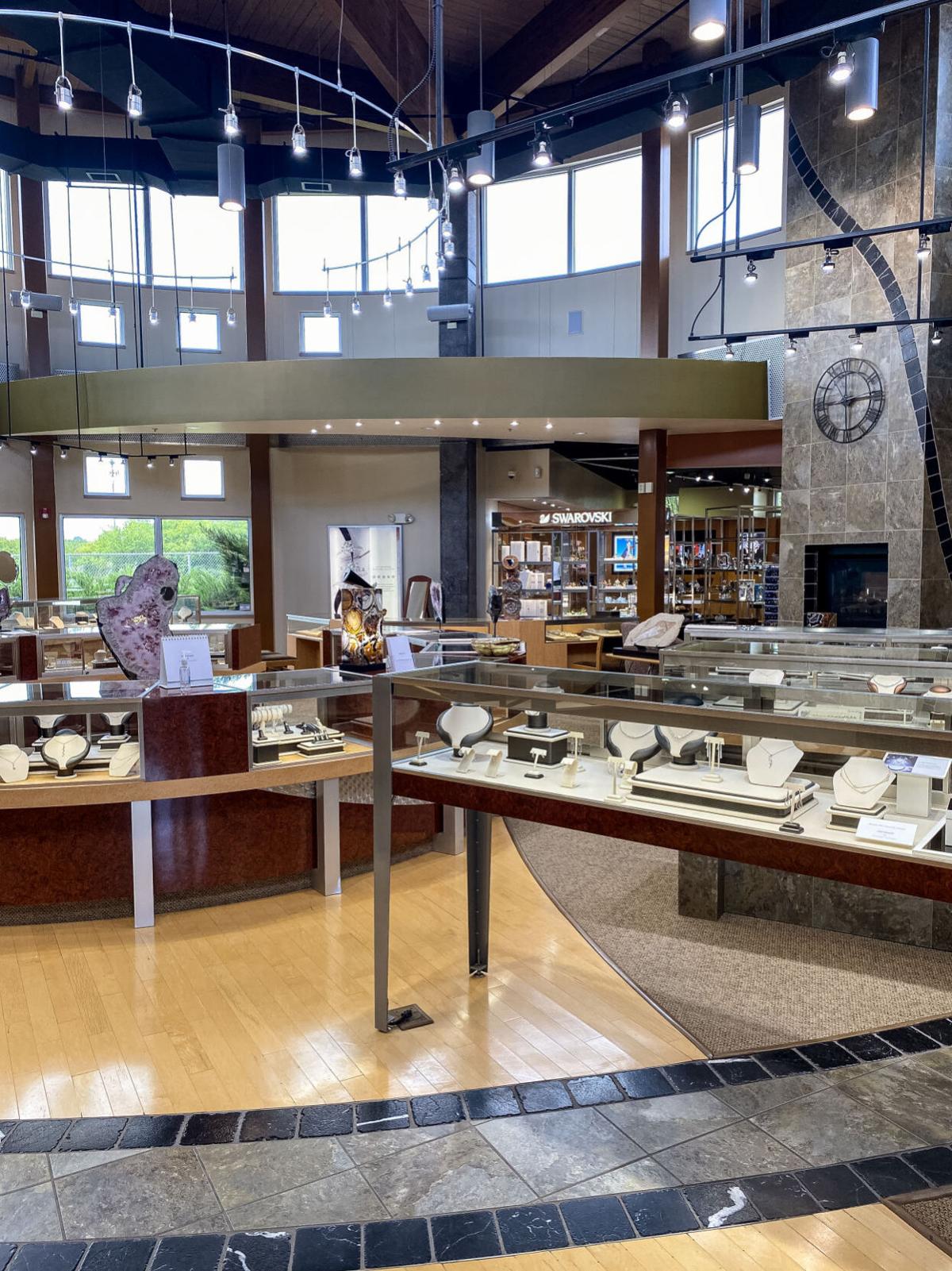 Sioux City's Gunderson's to acquire Minneapolis jeweler