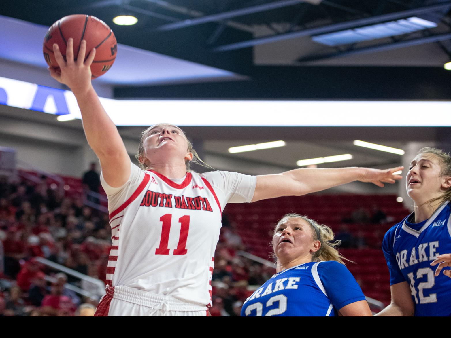 South Dakota Women S Basketball Wins Overtime Thriller Over Drake