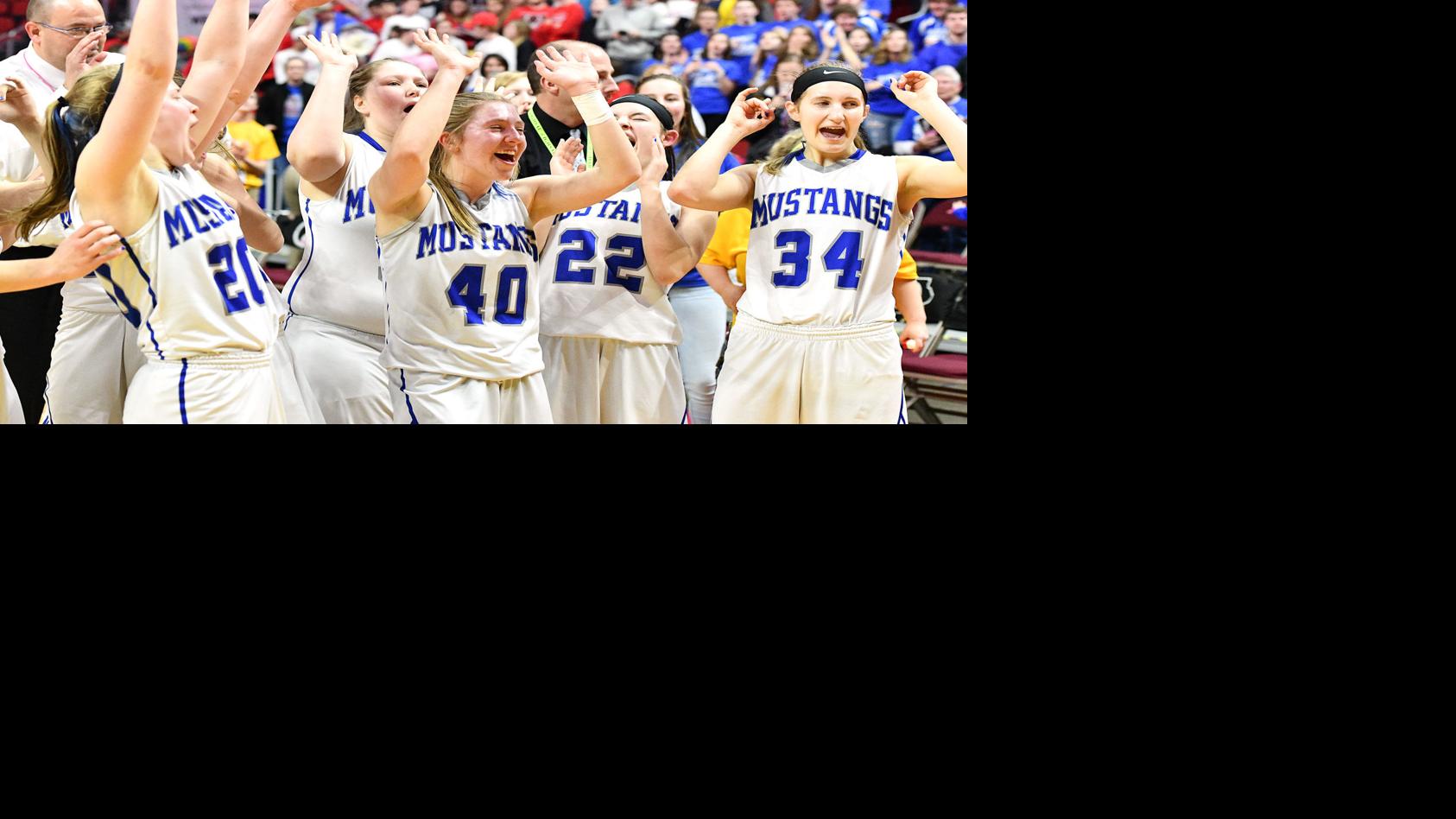 Photos Iowa Girls basketball championships Wednesday