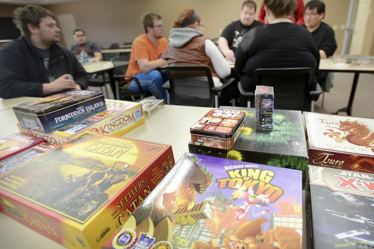 Board game club brings out students' competitive side | Columnists