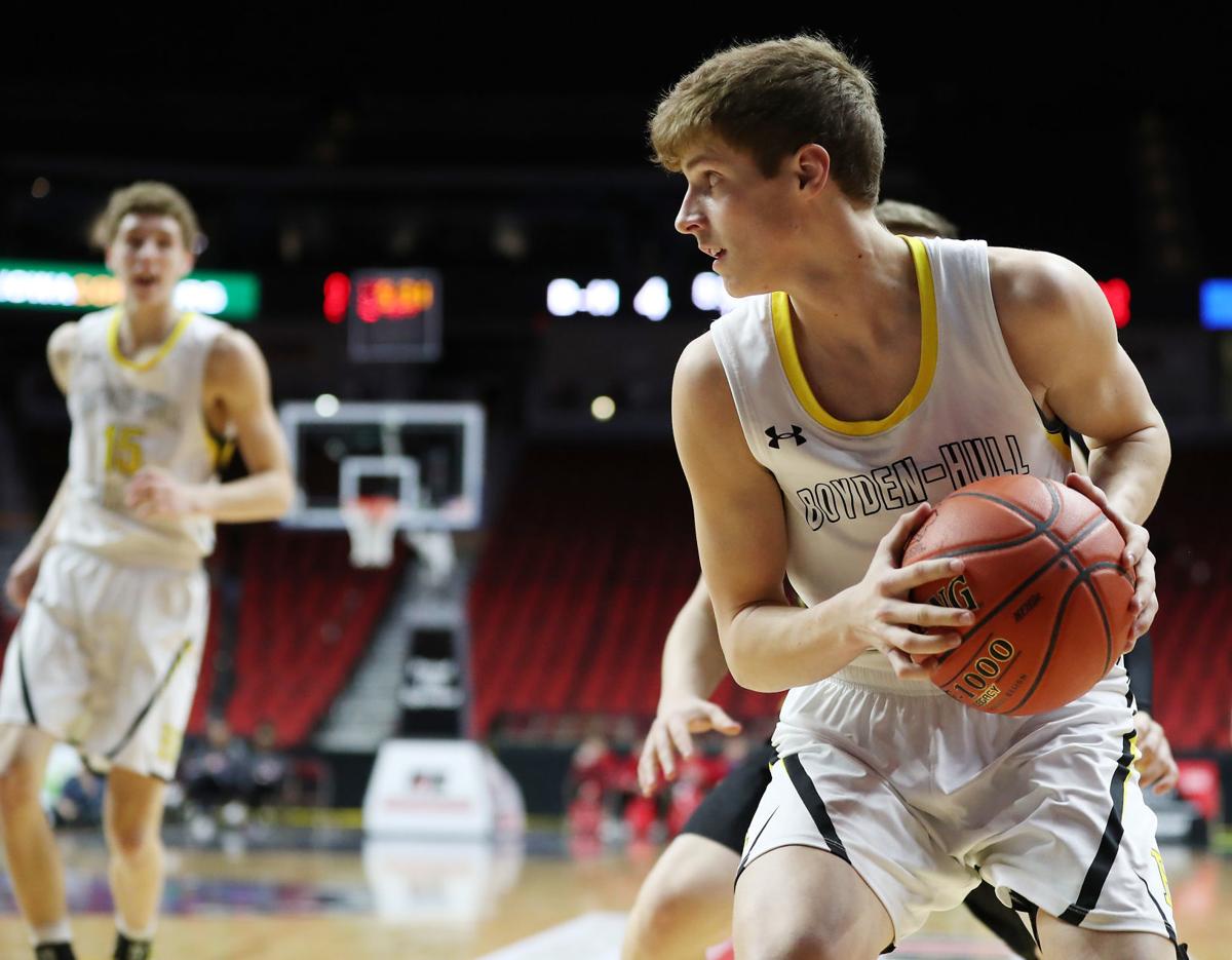 Boyden Hull S Andrew Frick Sets The Tone For Comets Defense High