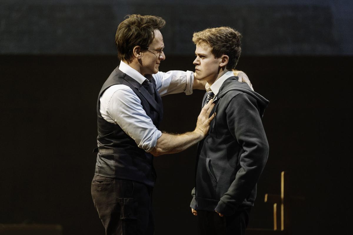 Review Harry Potter And The Cursed Child Whips Up Plenty Of Magic Arts And Theatre Siouxcityjournal Com