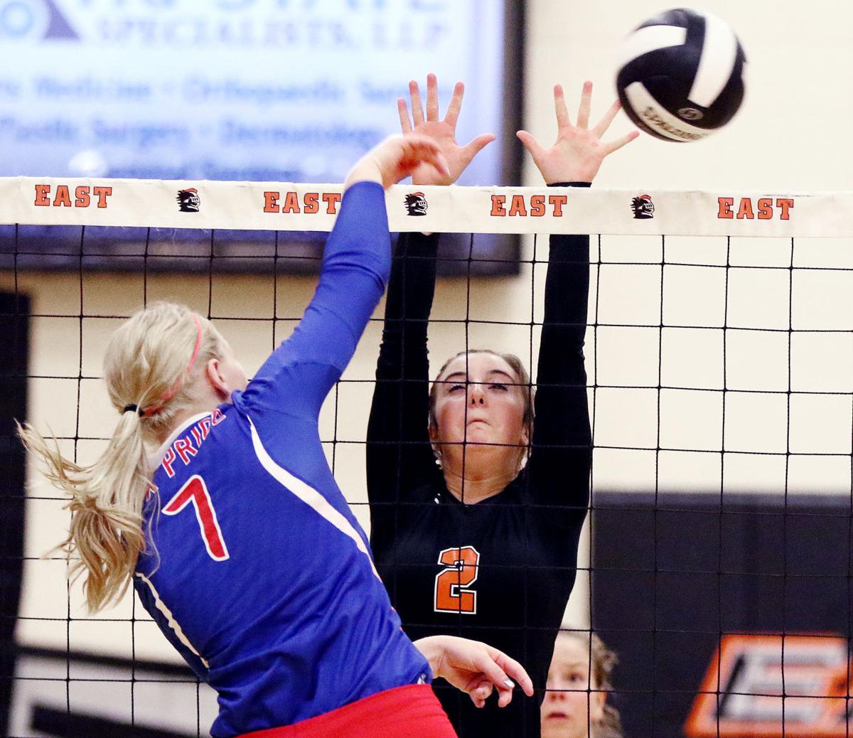 202 Black Raiders The state's bestkept volleyball secret East High