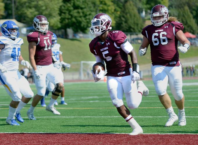 Football Briar Cliff at Morningside
