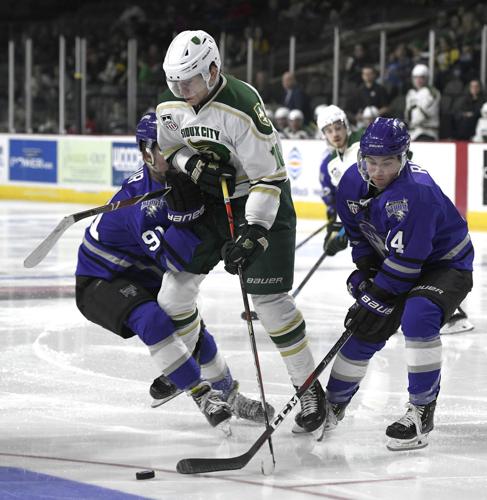Musketeers defeated by Tri-City Storm