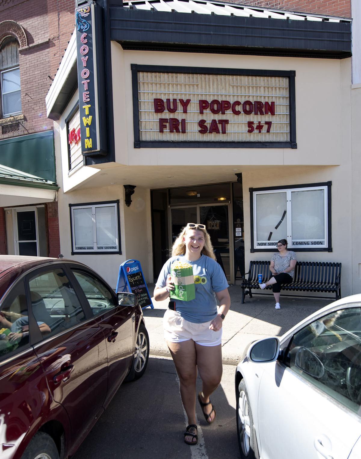 Popcorn Sales Keep Vermillion Movie Theater Popping Columnists Nick Hytrek Siouxcityjournal Com Seth goodfellow is an american actor of ashkenazi jewish, irish and cherokee native american descent. keep vermillion movie theater popping