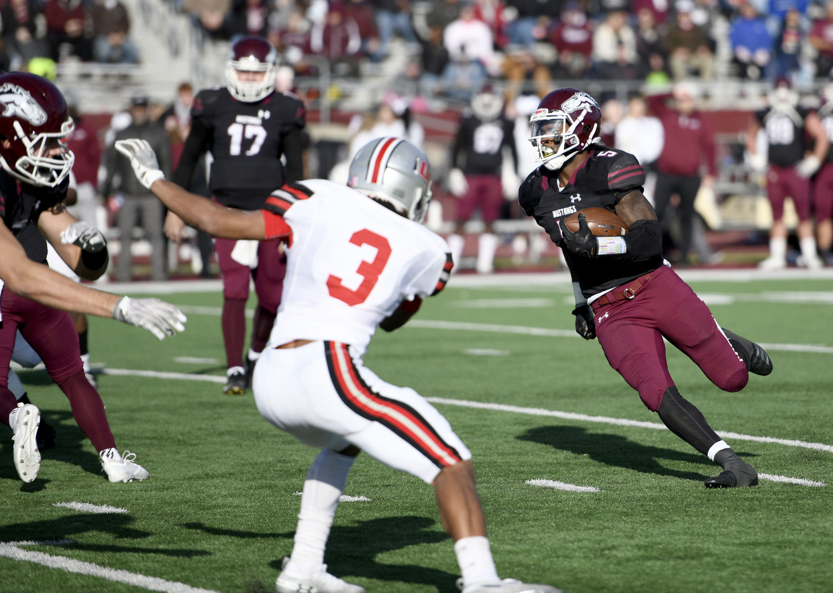 Morningside Senior Linebacker Chase Nelson Finds Comfort, Confidence ...