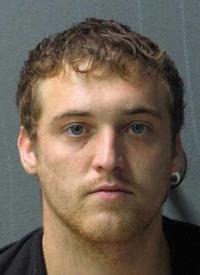 Police searching for 3 suspects in Yankton home invasion Siouxland