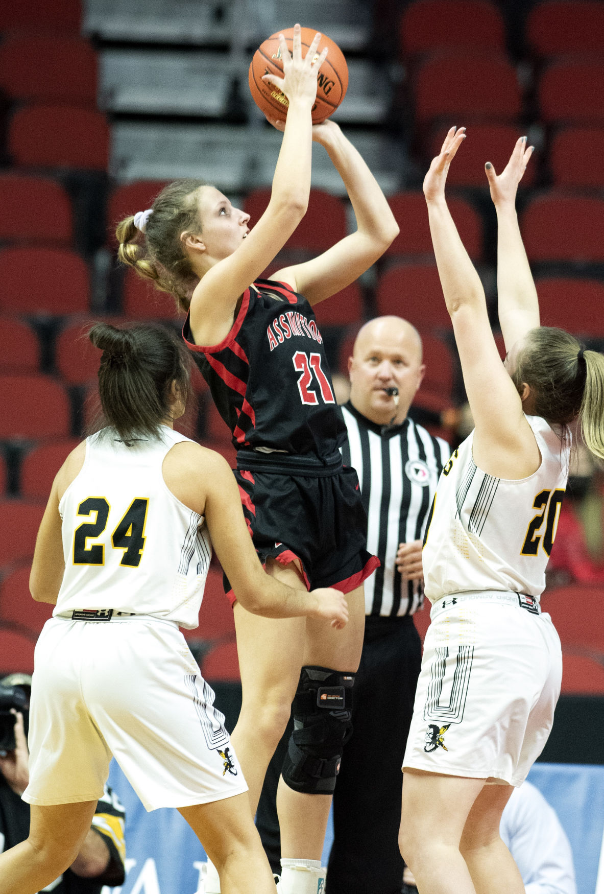 Cherokee vs Davenport Assumption girls state basketball