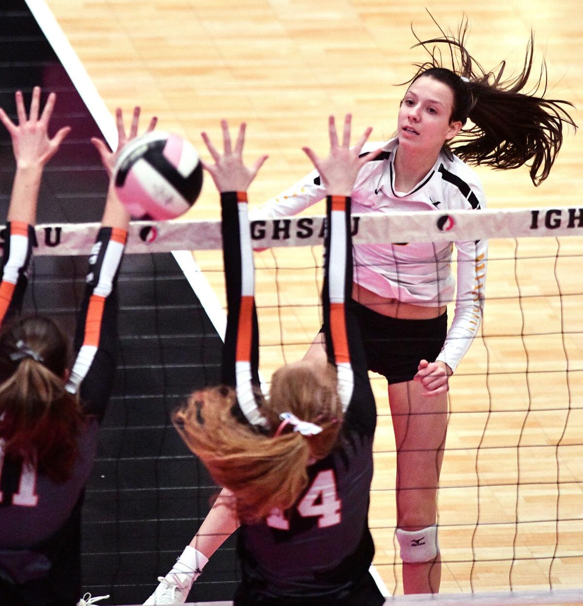 Waverly-Shell Rock vs West Delaware state volleyball