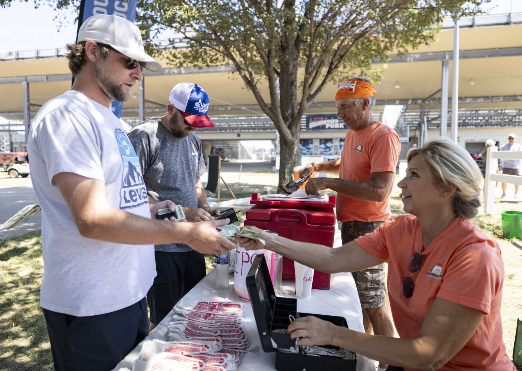 Chop in a glove' is top food at fair