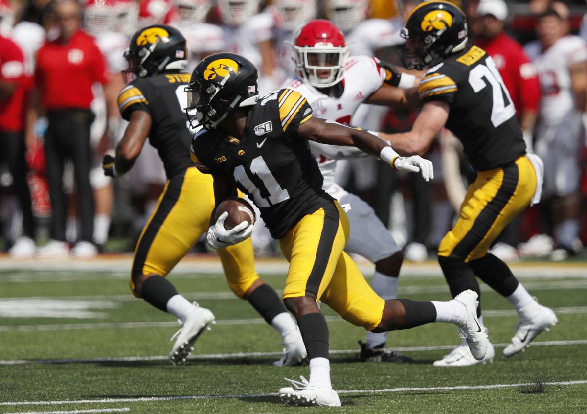 Iowa Football Moves To 2 0 On The Season With 30 0 Shutout To