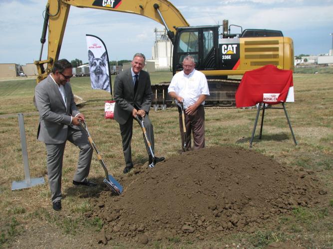 dignitaries breaking ground