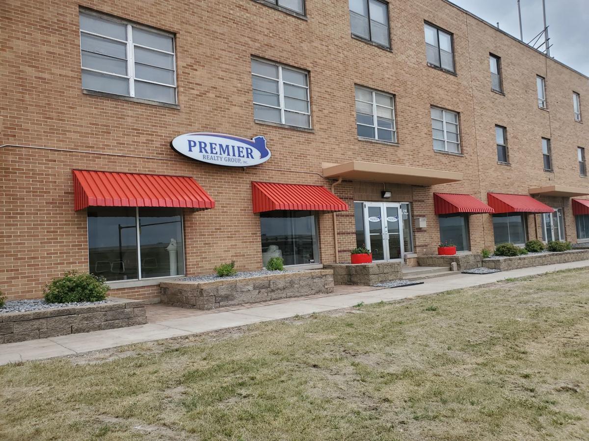 Premier Realty Group moves to new office space on Floyd Blvd