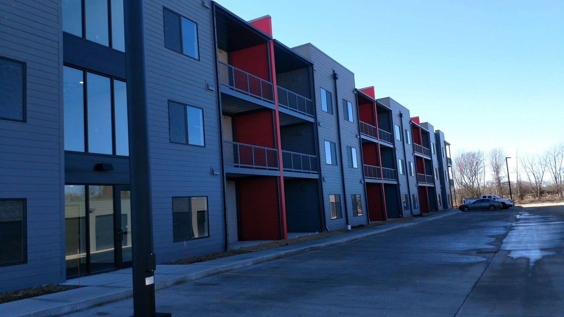 Progress Upscale Dakota Dunes Apartments Attract Tenants Progress Industry Housing Siouxcityjournal Com