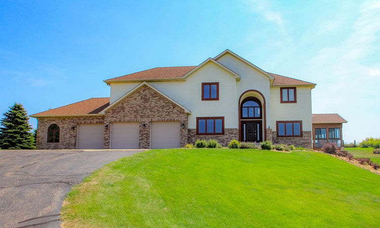 22622 Grenoble, Sioux City - $475,000