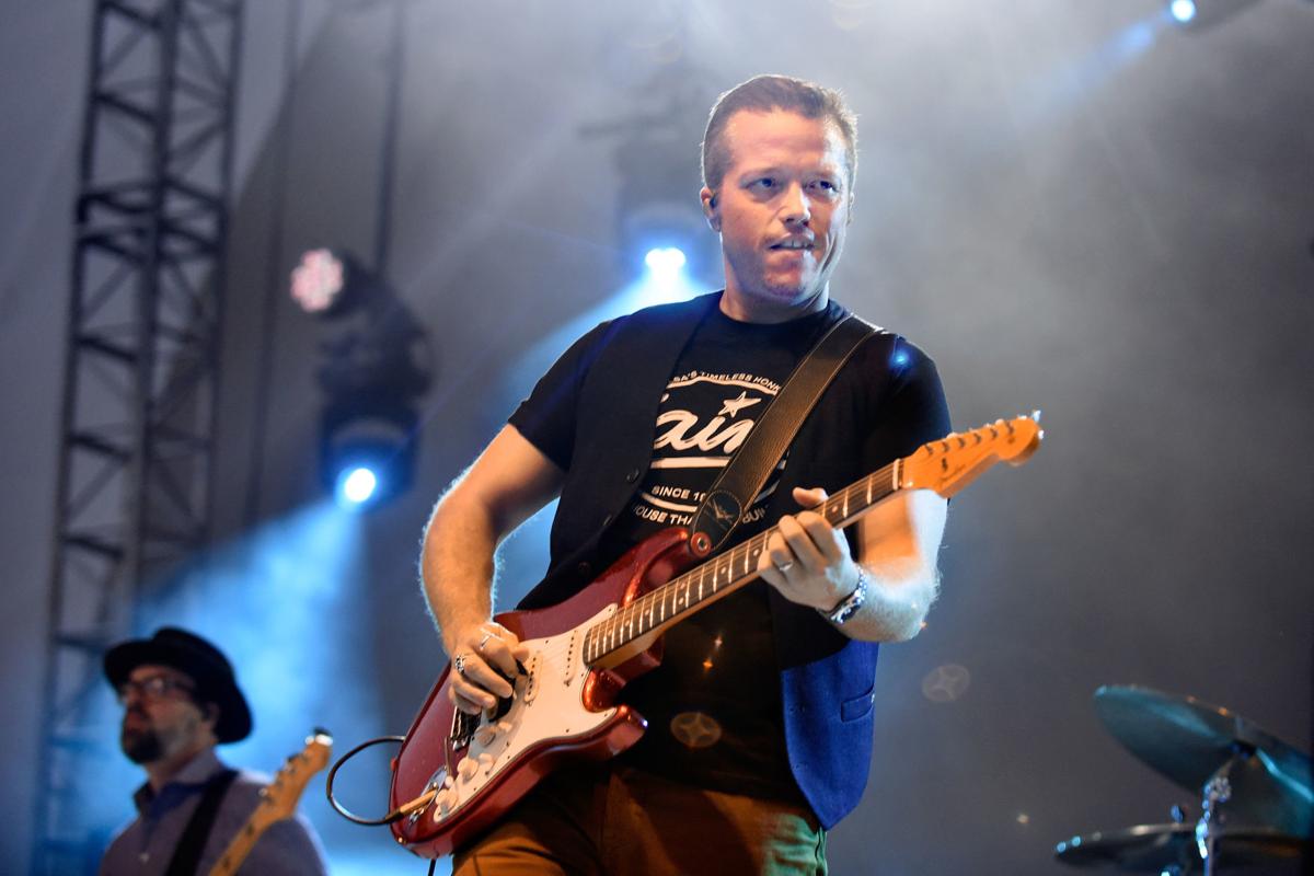 Review Jason Isbell Wins New Admirers At Sitp Music