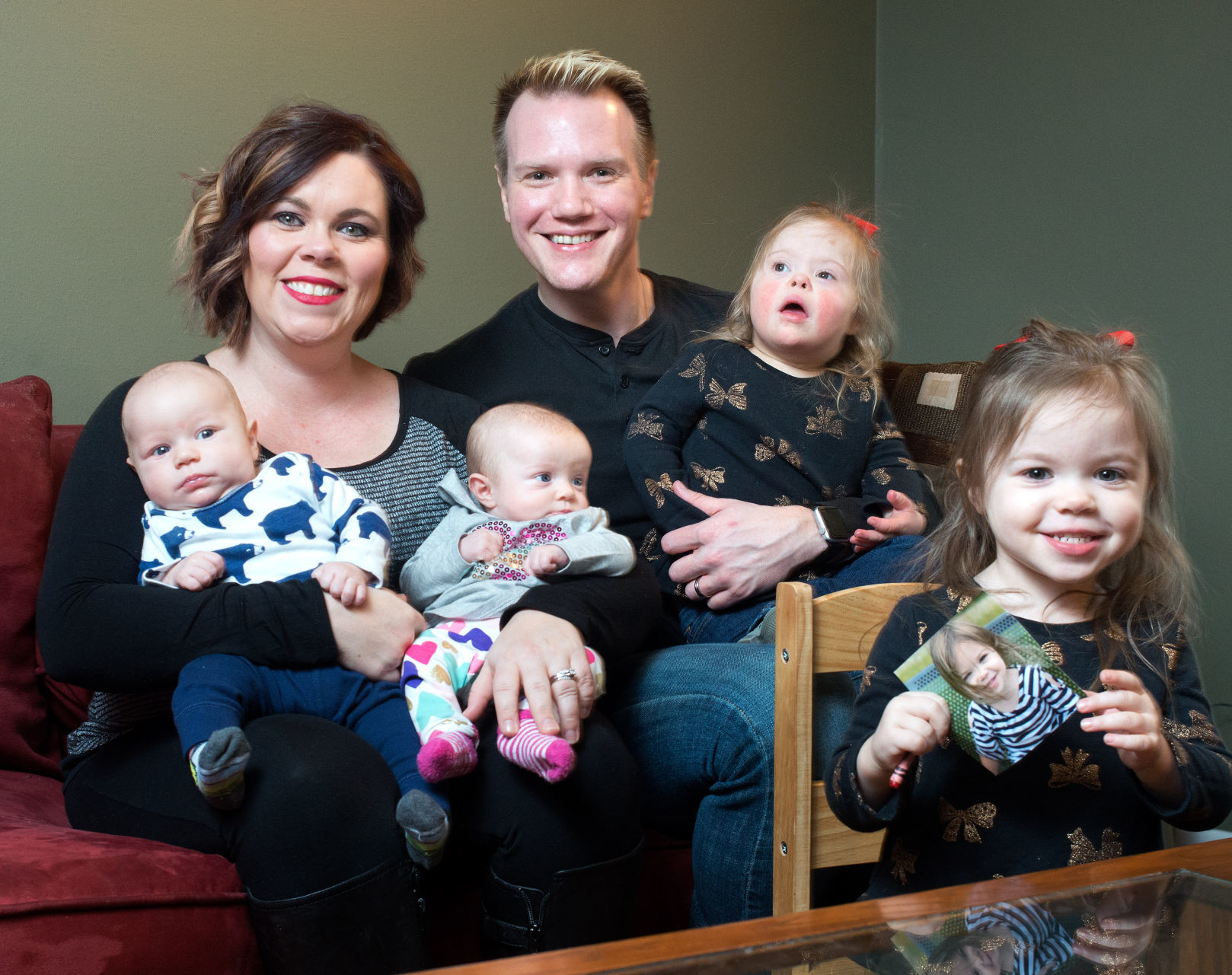Twice the doubles: Sioux City family shows life with two sets of twins