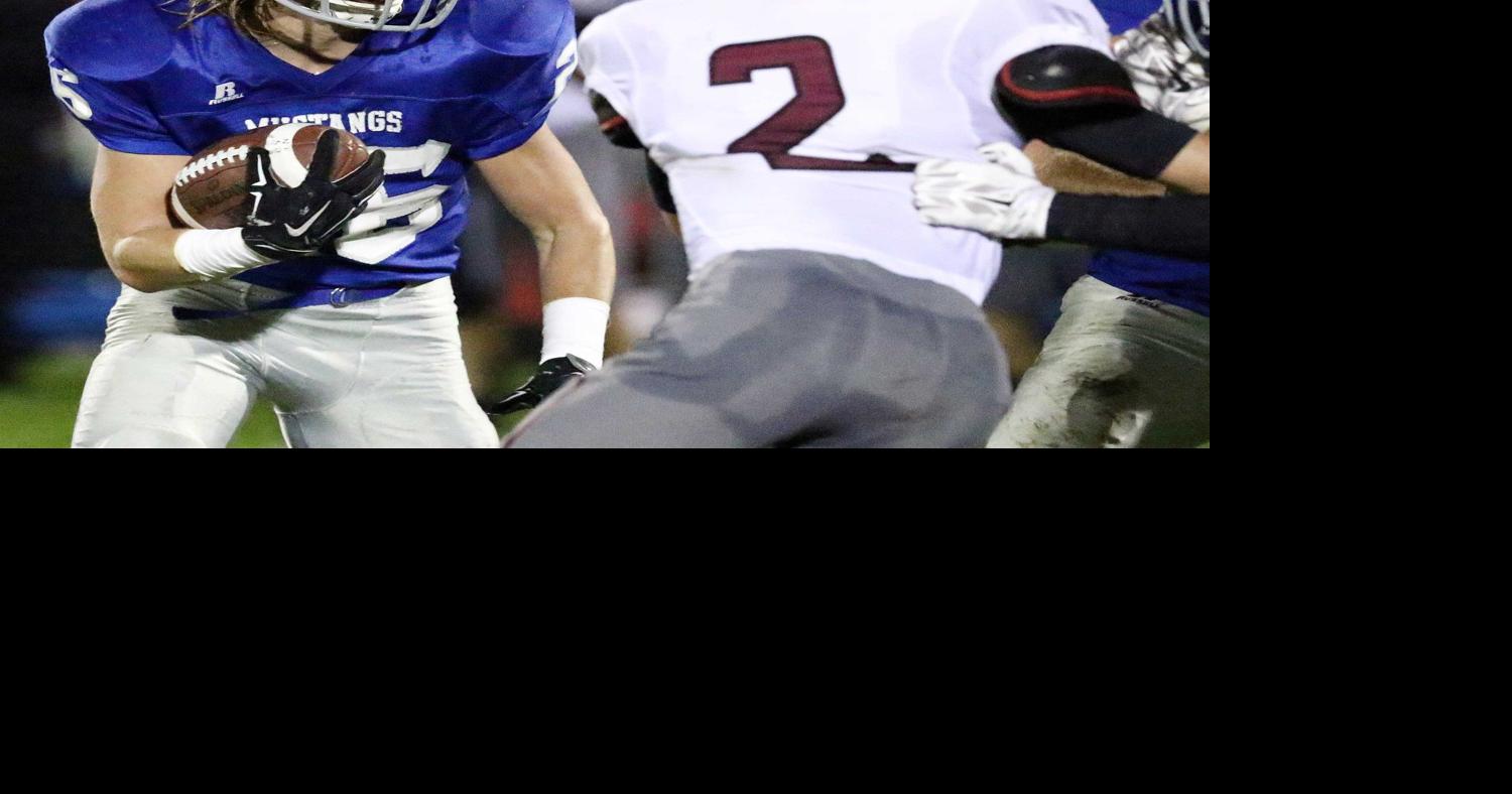 ExiraEHK at NewellFonda football 100915