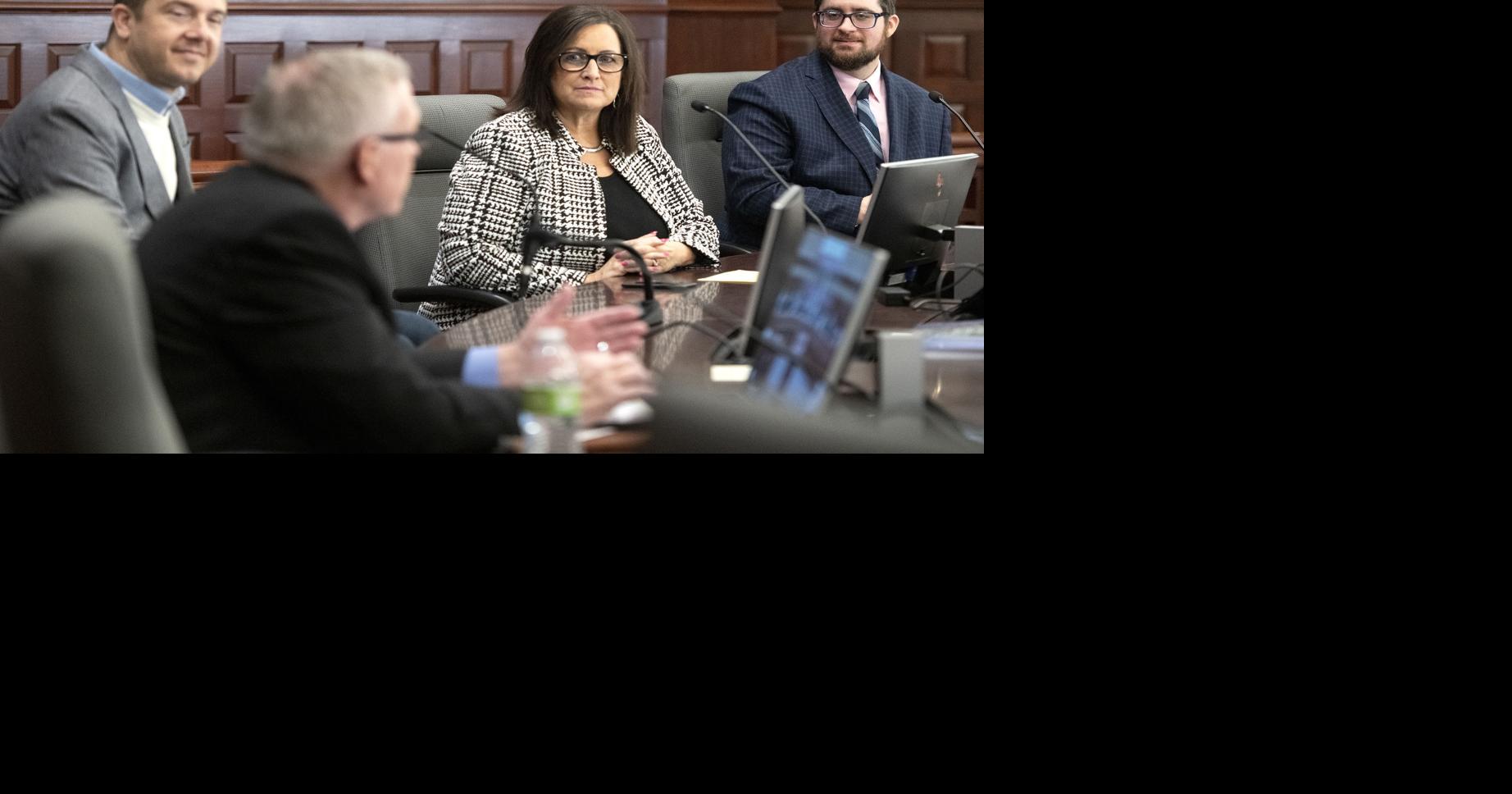Council votes to create diversity and inclusion coordinator
