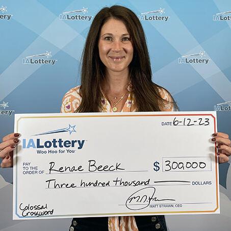 Hinton woman wins $300,000 Iowa Lottery prize - Vimarsana News