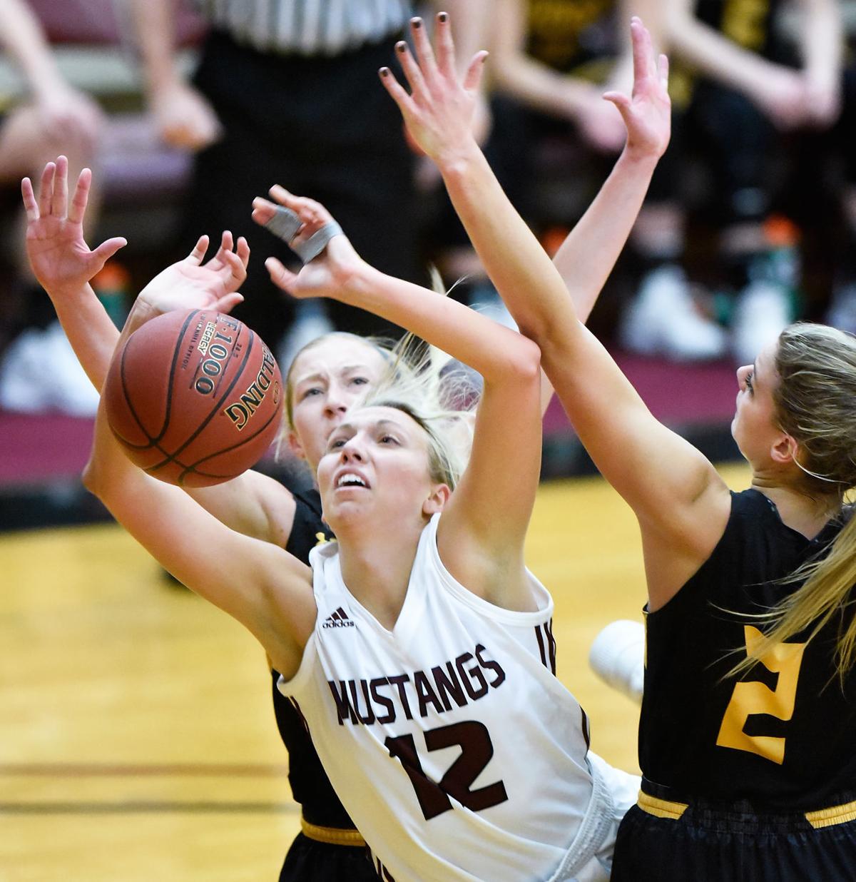 Morningside Women S Basketball Mustangs Hold Off Strong Challenge
