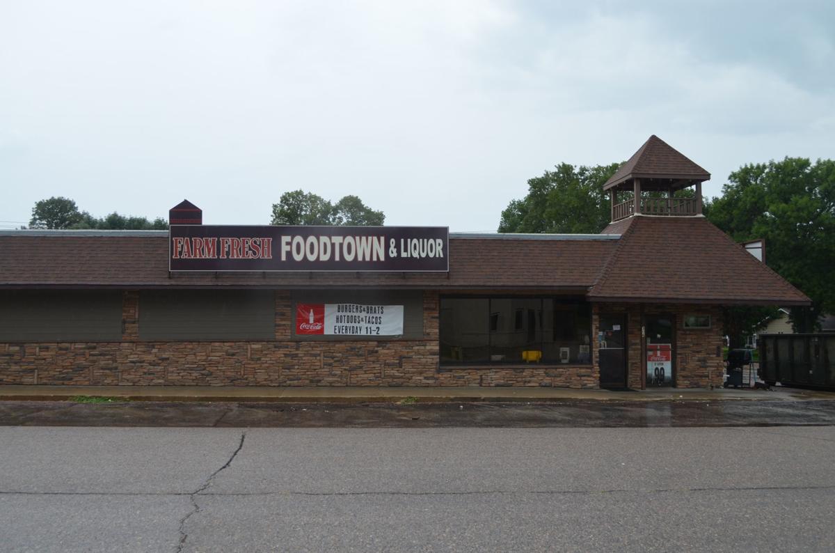 Remsen grocery store sustains damage in Sunday morning fire