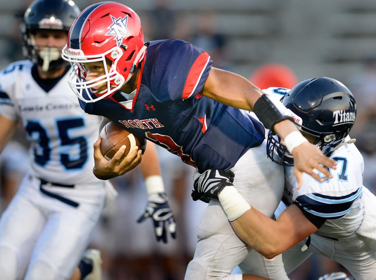 Football Lewis Central at Sioux City North
