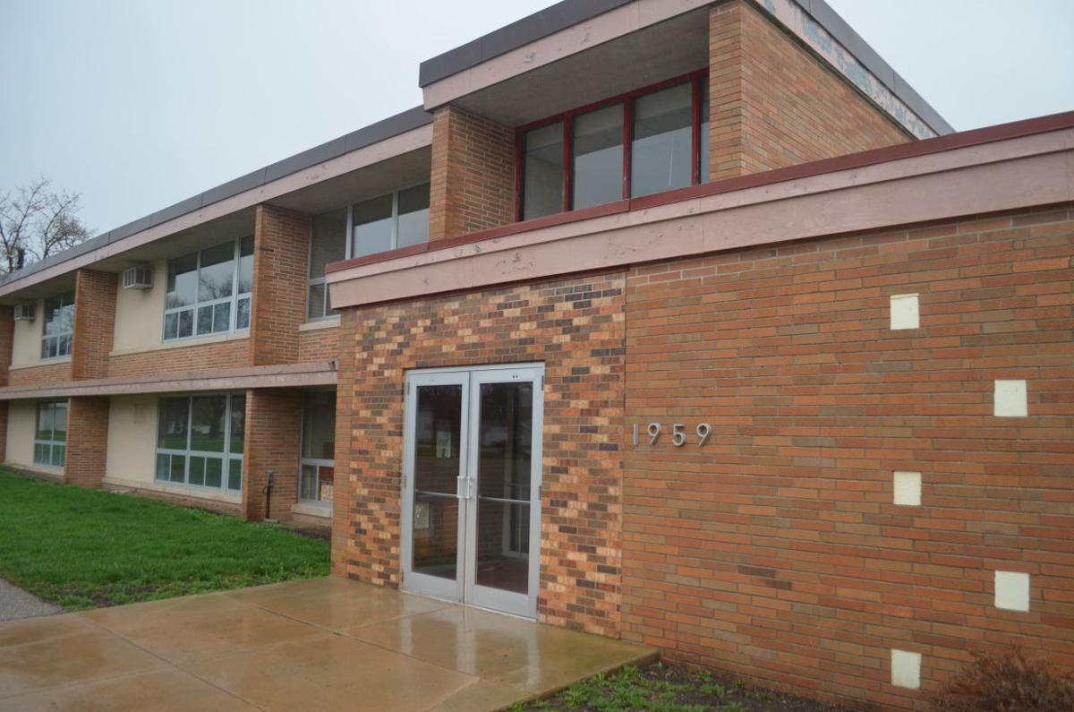 GALLAGHER Final bell tolls for Ocheyedan school Columnists Tim