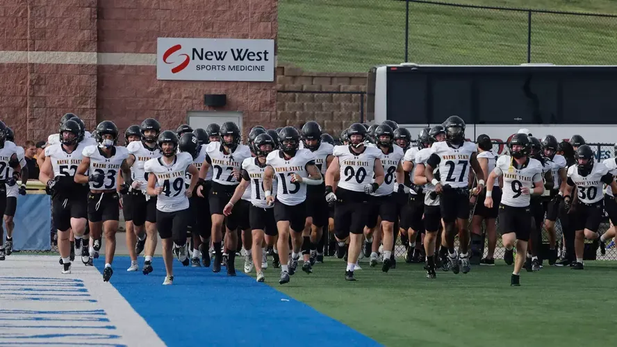 WSC visits Bemidji State Saturday afternoon in NSIC cross-division matchup