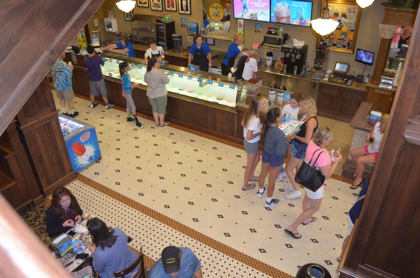 Blue Bunny Ice Cream Parlor to reopen Monday