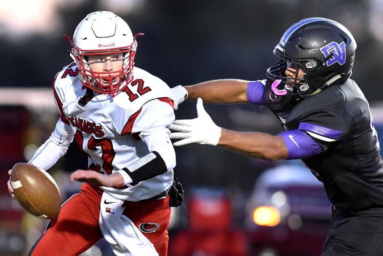 Football Vermillion at Dakota Valley