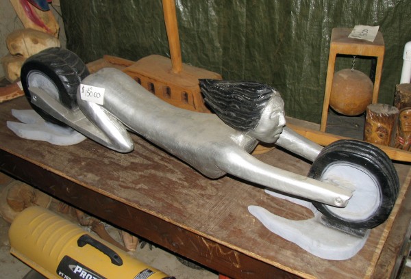 Chainsaw artist Jeff Klatt 