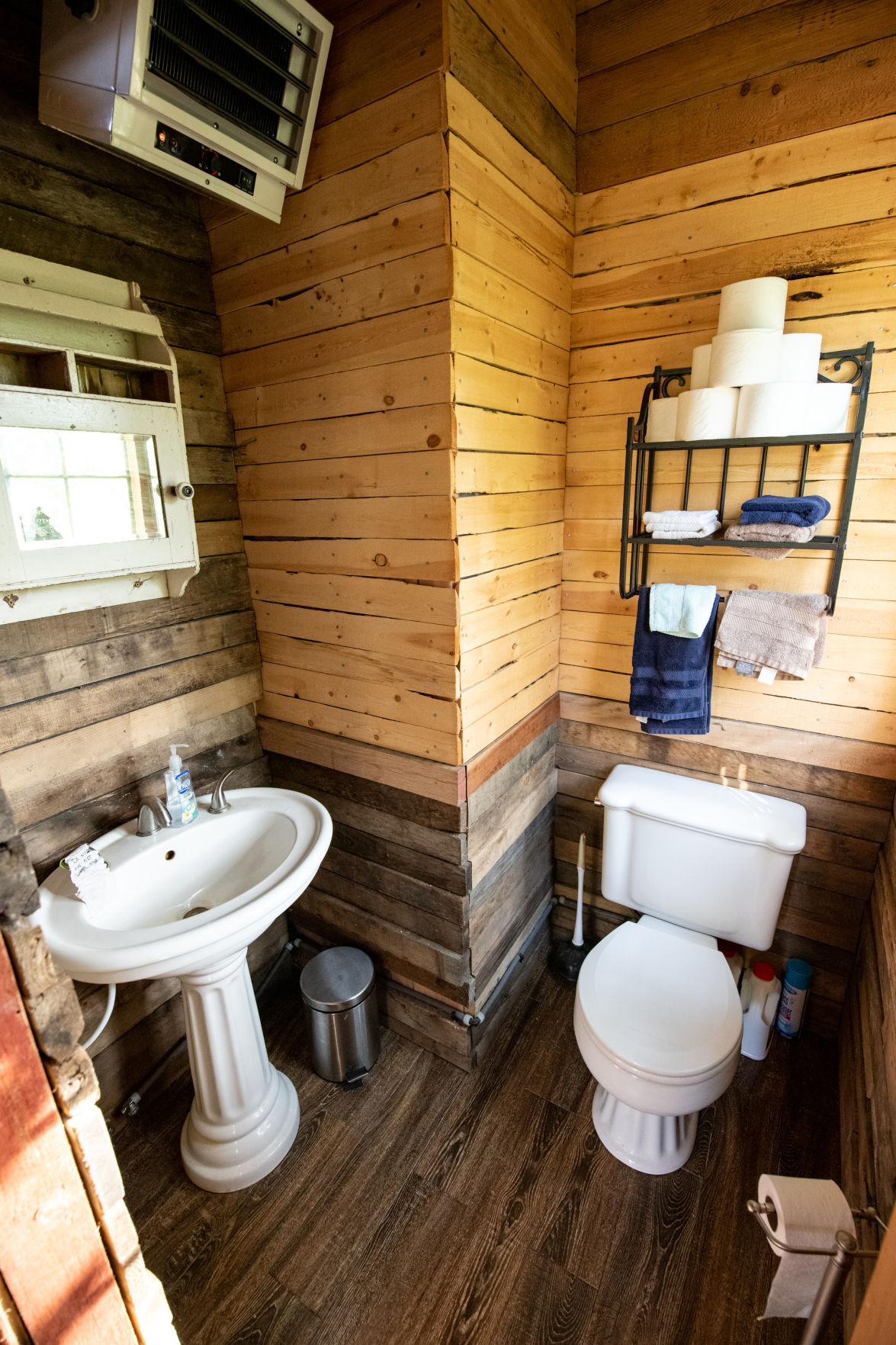 PHOTOS: Inside The Kottage Knechtion Treehouse Bed And Breakfast